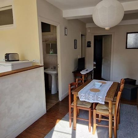 Appartement Dans Maison De Ville - 4 Personnes Oloron-Sainte-Marie Zewnętrze zdjęcie